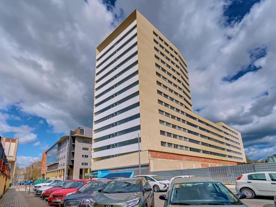 Apartamento Salesianos By Clabao Pamplona Luaran gambar