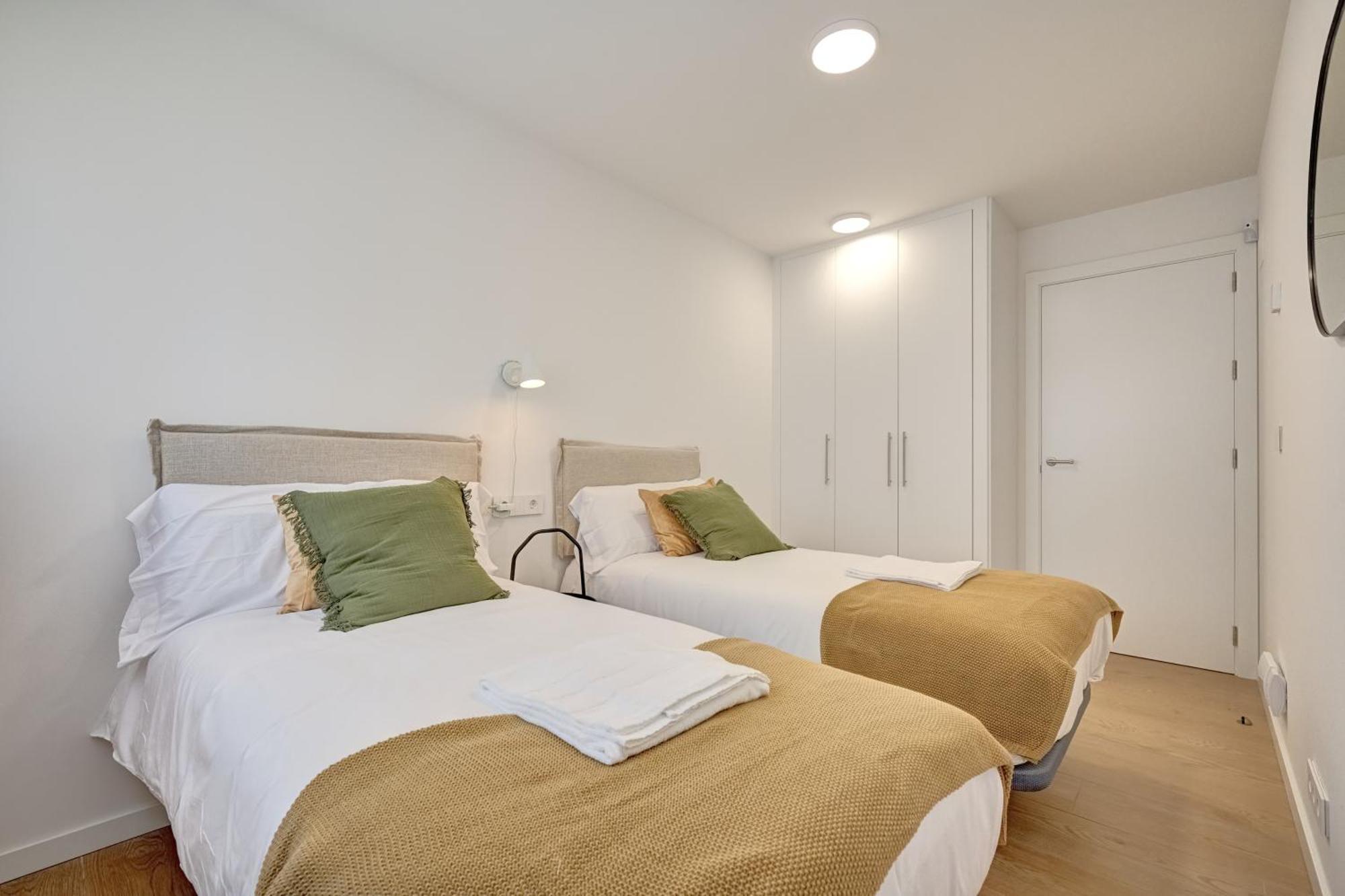 Apartamento Salesianos By Clabao Pamplona Luaran gambar