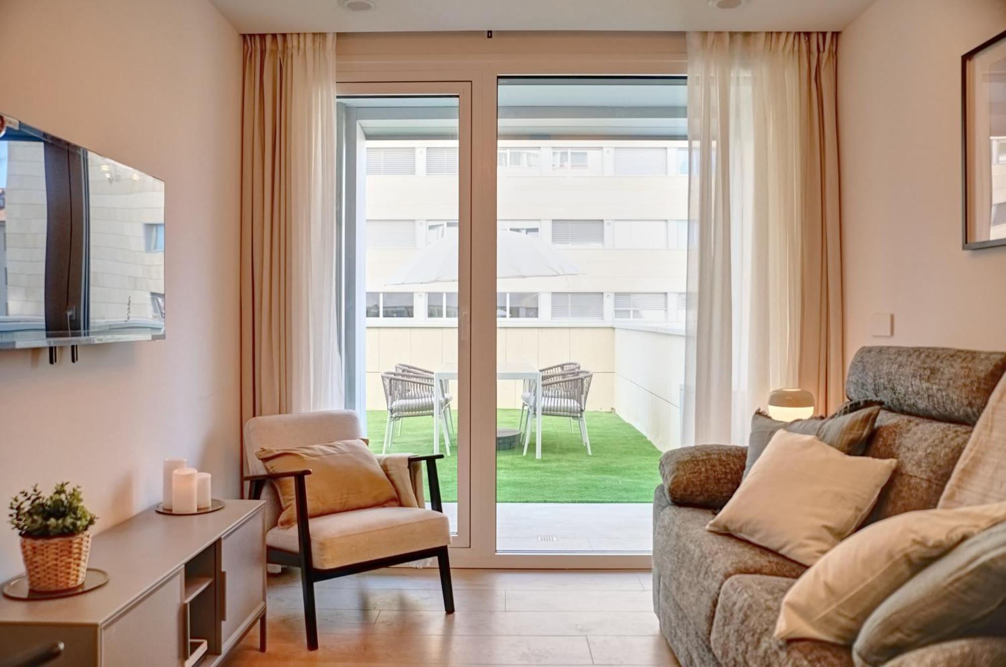 Apartamento Salesianos By Clabao Pamplona Luaran gambar