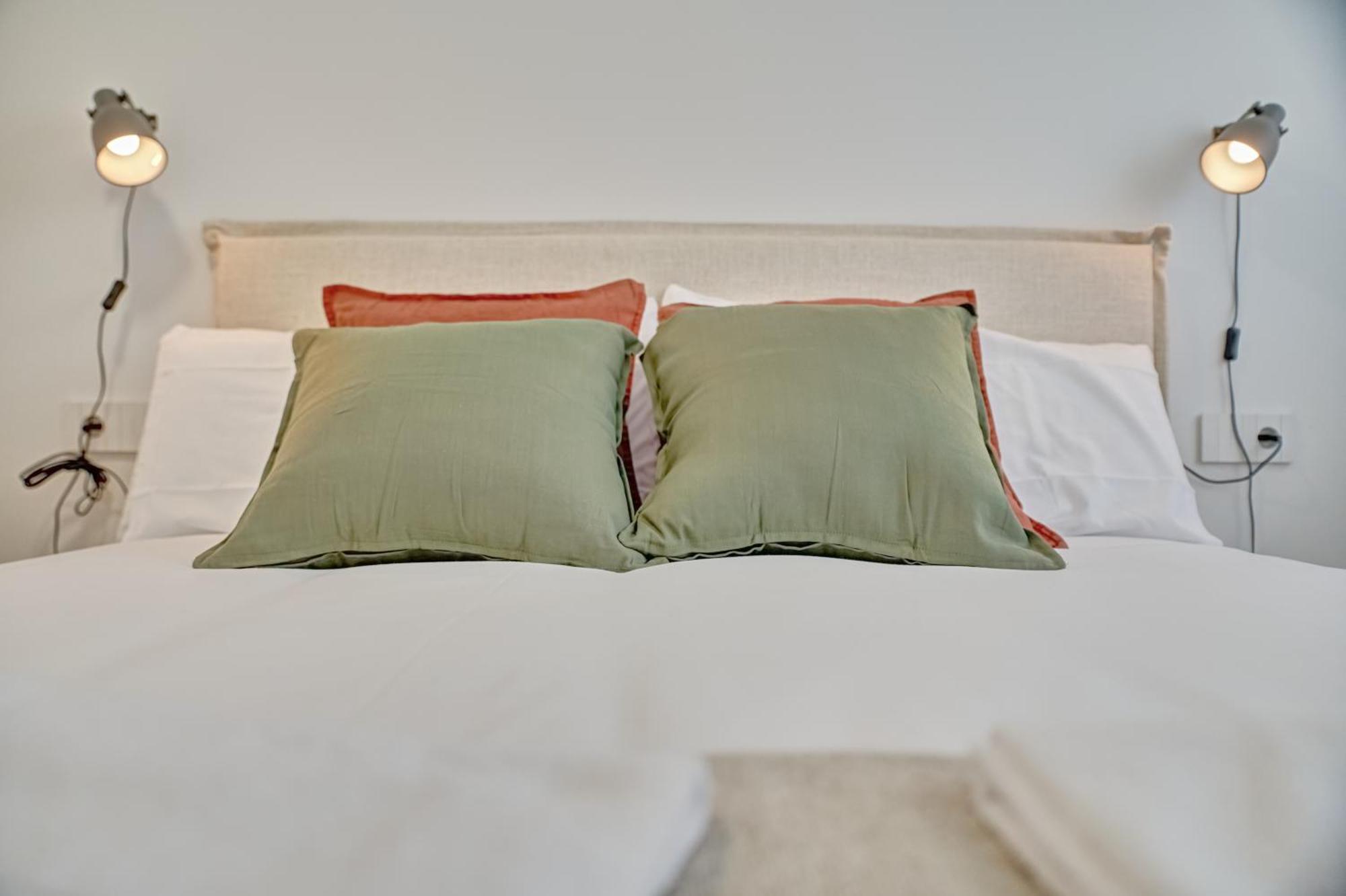 Apartamento Salesianos By Clabao Pamplona Luaran gambar