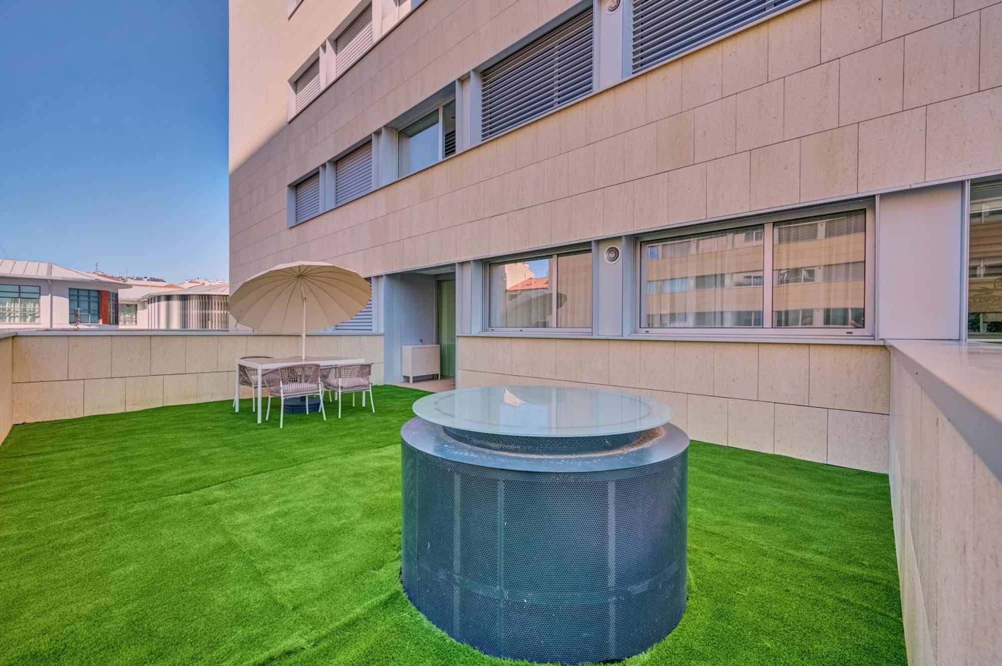 Apartamento Salesianos By Clabao Pamplona Luaran gambar